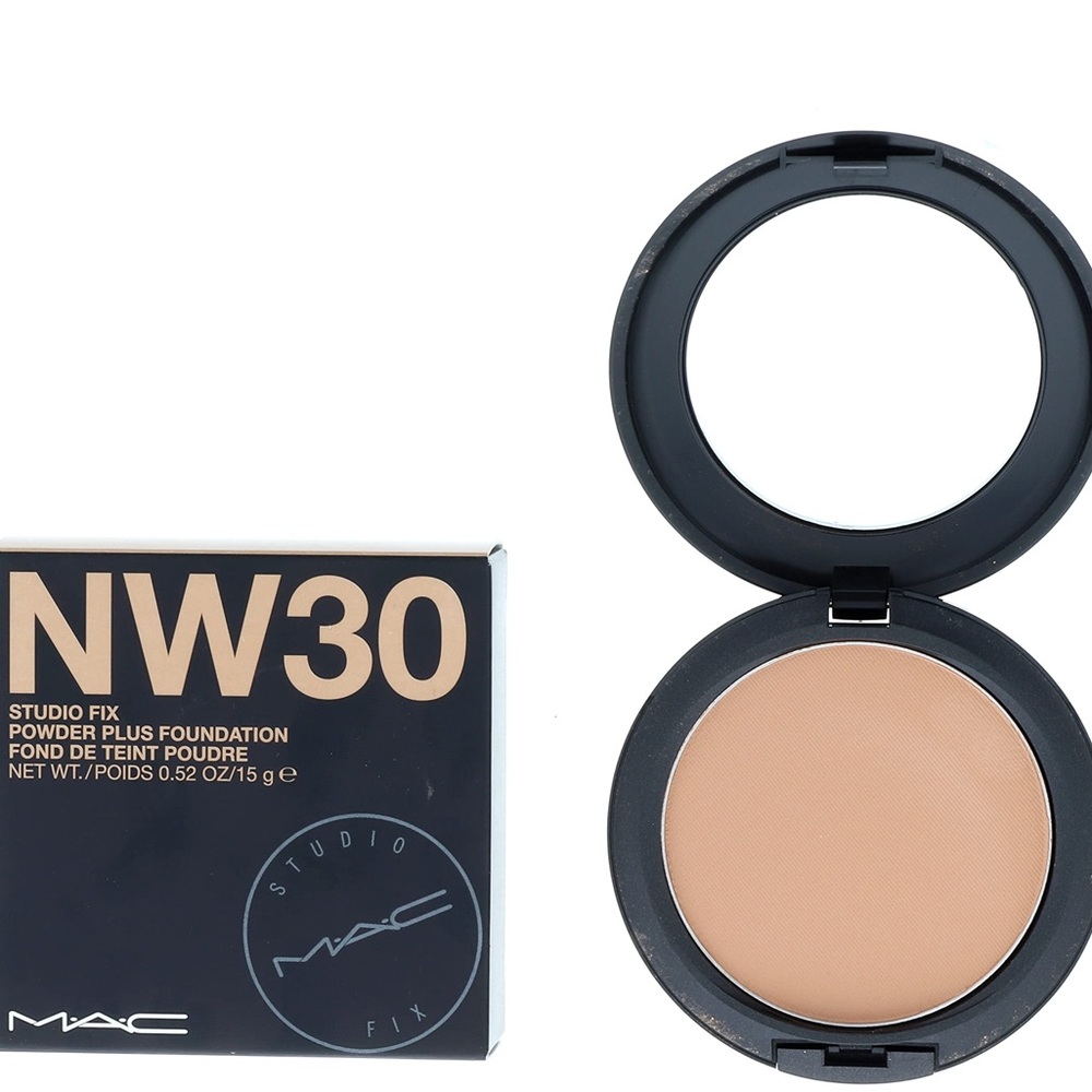 Mac Studio fix powder foundation NW30